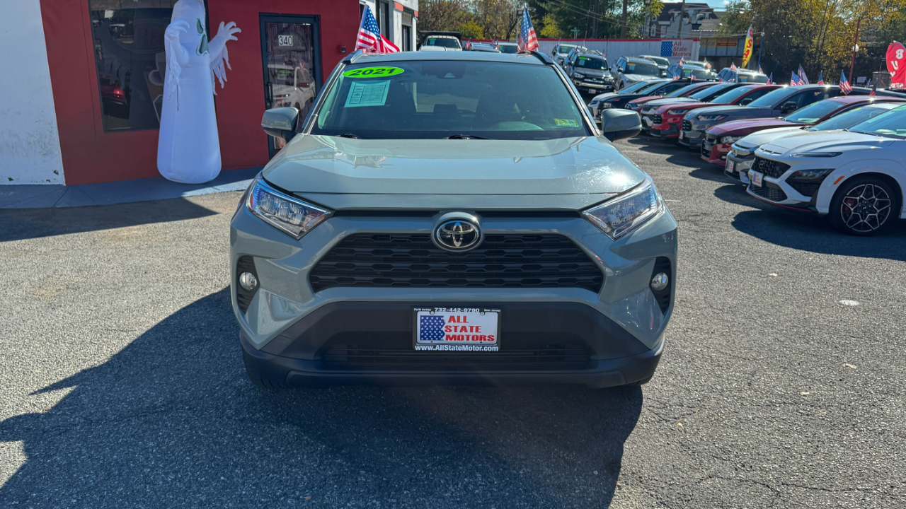 Toyota RAV4 XLE Premium AWD (Natl) 2021