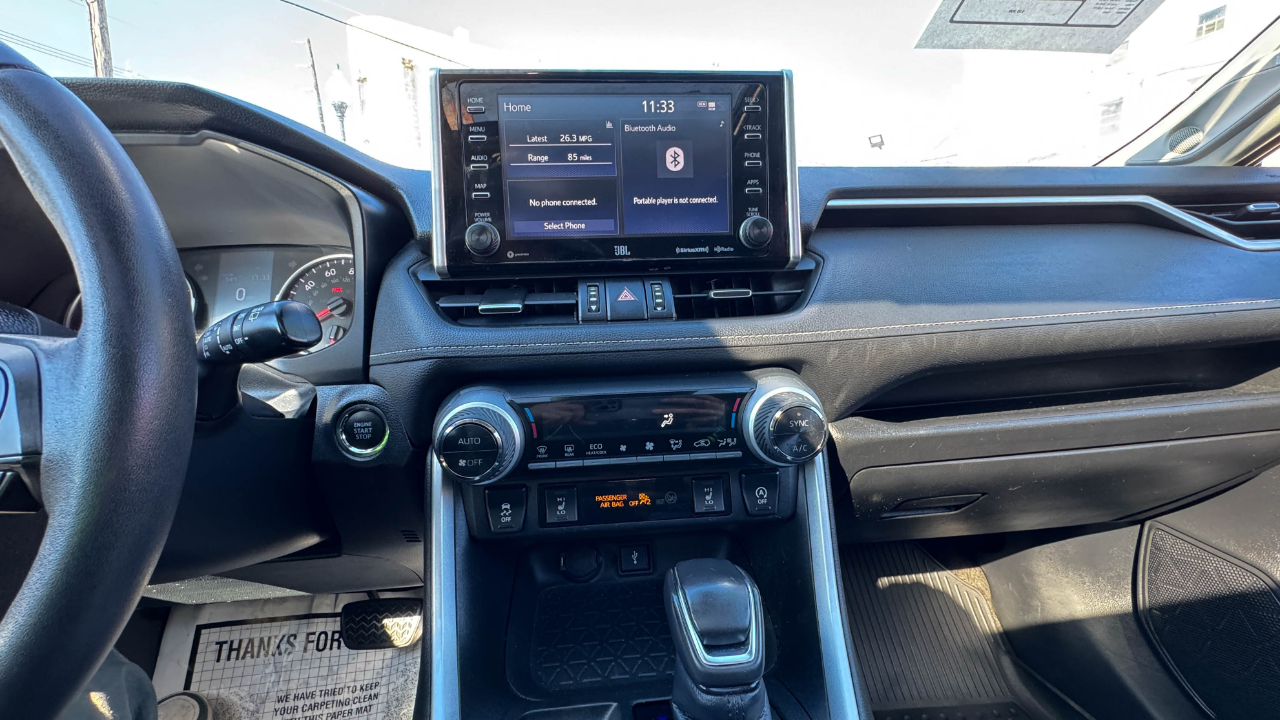 Toyota RAV4 XLE Premium AWD (Natl) 2021