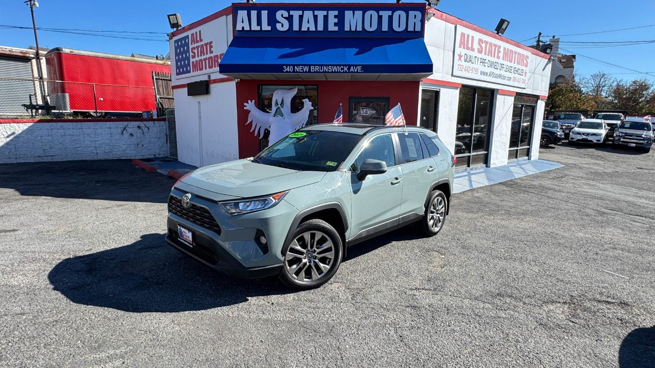 Toyota RAV4 XLE Premium AWD (Natl) 2021