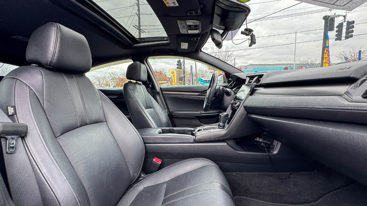 Honda Civic Hatchback Sport Touring CVT 2017