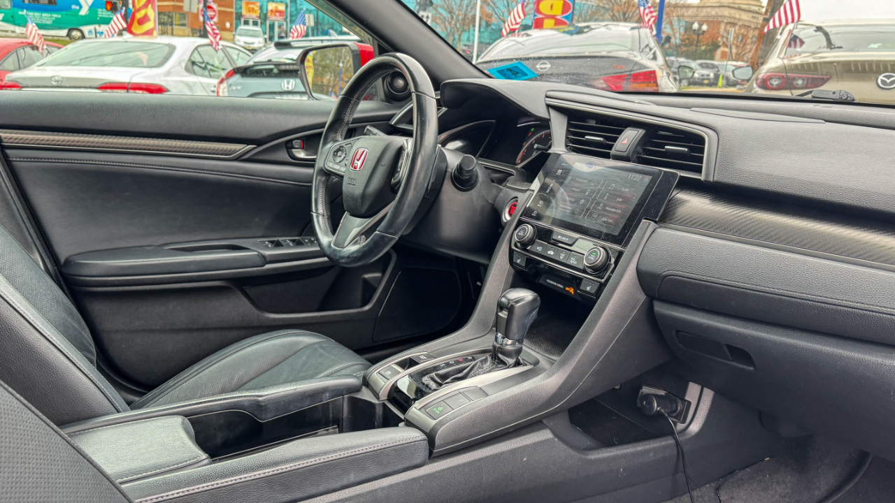 Honda Civic Hatchback Sport Touring CVT 2017