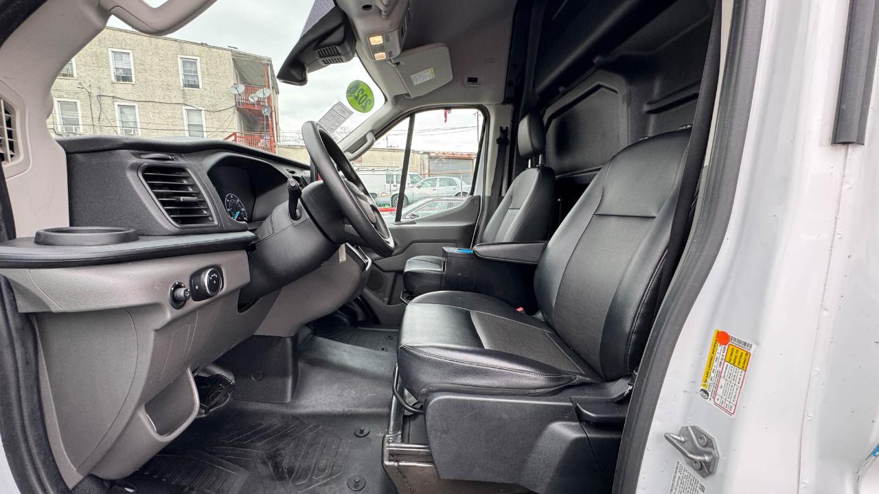 Ford Transit Cargo Van T-350 HD 148" EL Hi Rf 10360 GVWR DRW RWD 2022