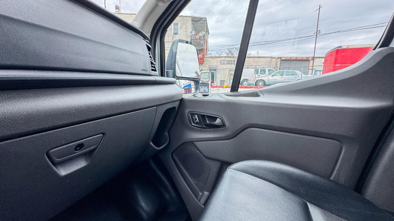 Ford Transit Cargo Van T-350 HD 148" EL Hi Rf 10360 GVWR DRW RWD 2022