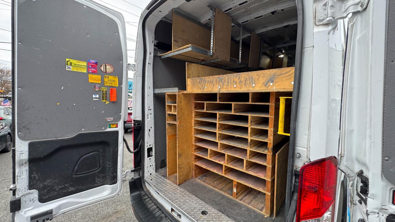 Ford Transit Cargo Van T-350 HD 148" EL Hi Rf 10360 GVWR DRW RWD 2022