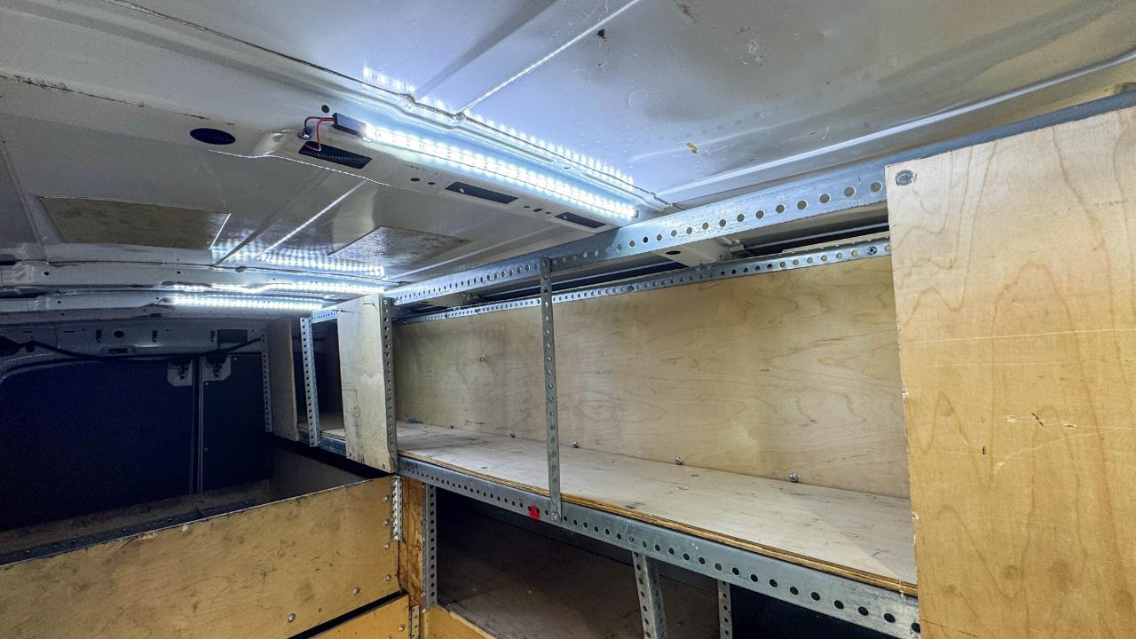 Ford Transit Cargo Van T-350 HD 148" EL Hi Rf 10360 GVWR DRW RWD 2022