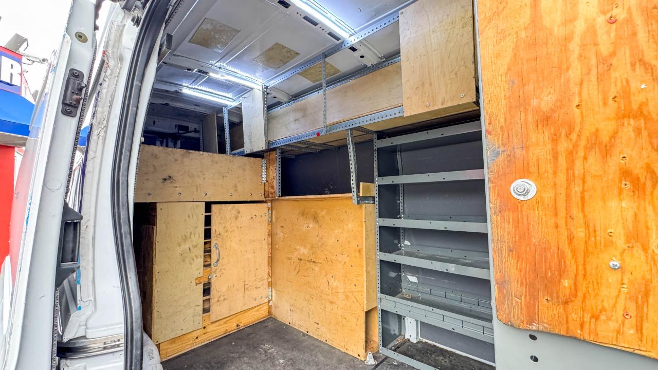 Ford Transit Cargo Van T-350 HD 148" EL Hi Rf 10360 GVWR DRW RWD 2022