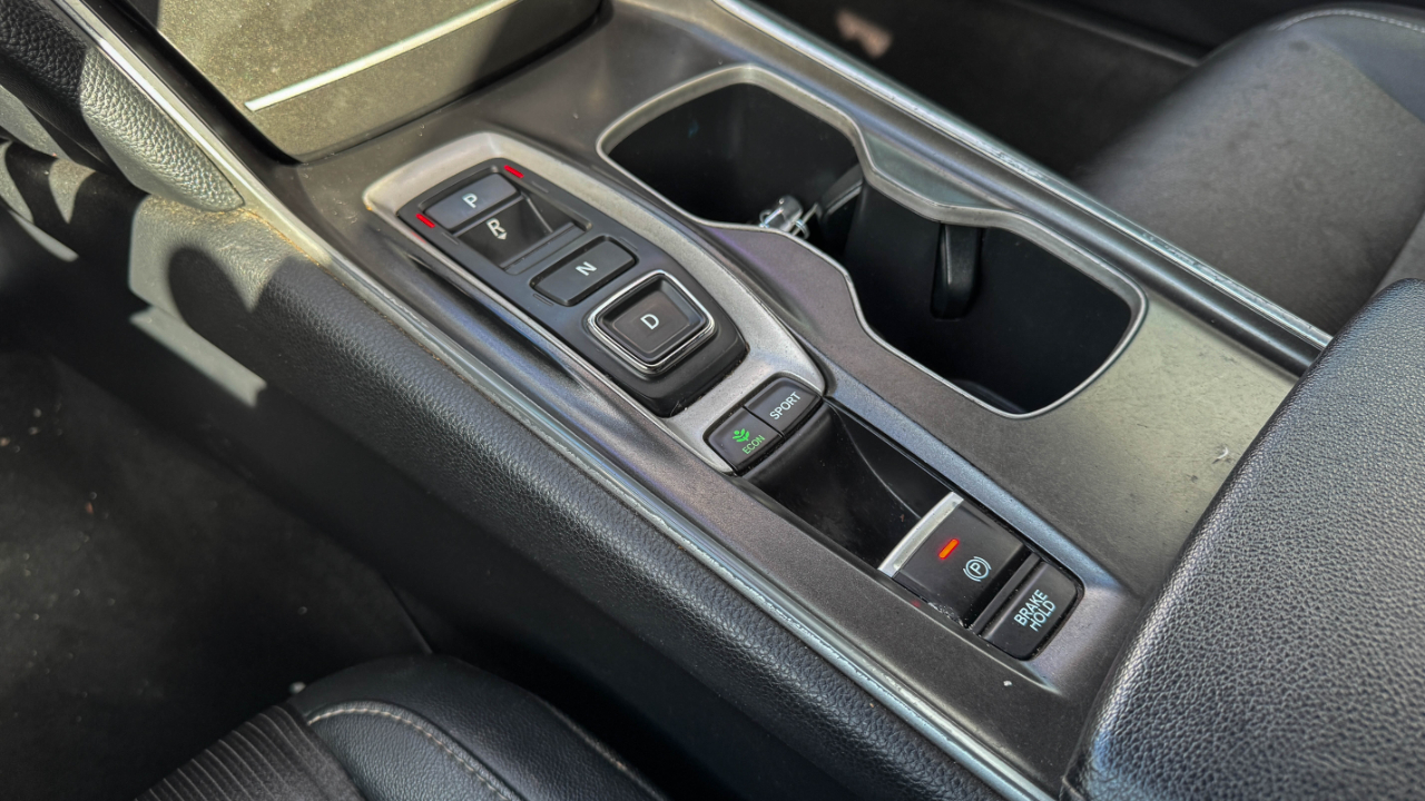 Honda Accord Sedan Sport 2.0T Auto 2019