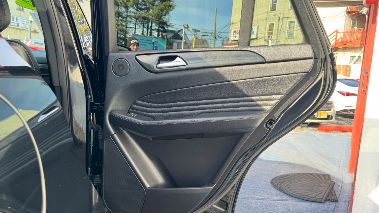 Mercedes-Benz GLE AMG GLE 43 4MATIC Coupe 2017