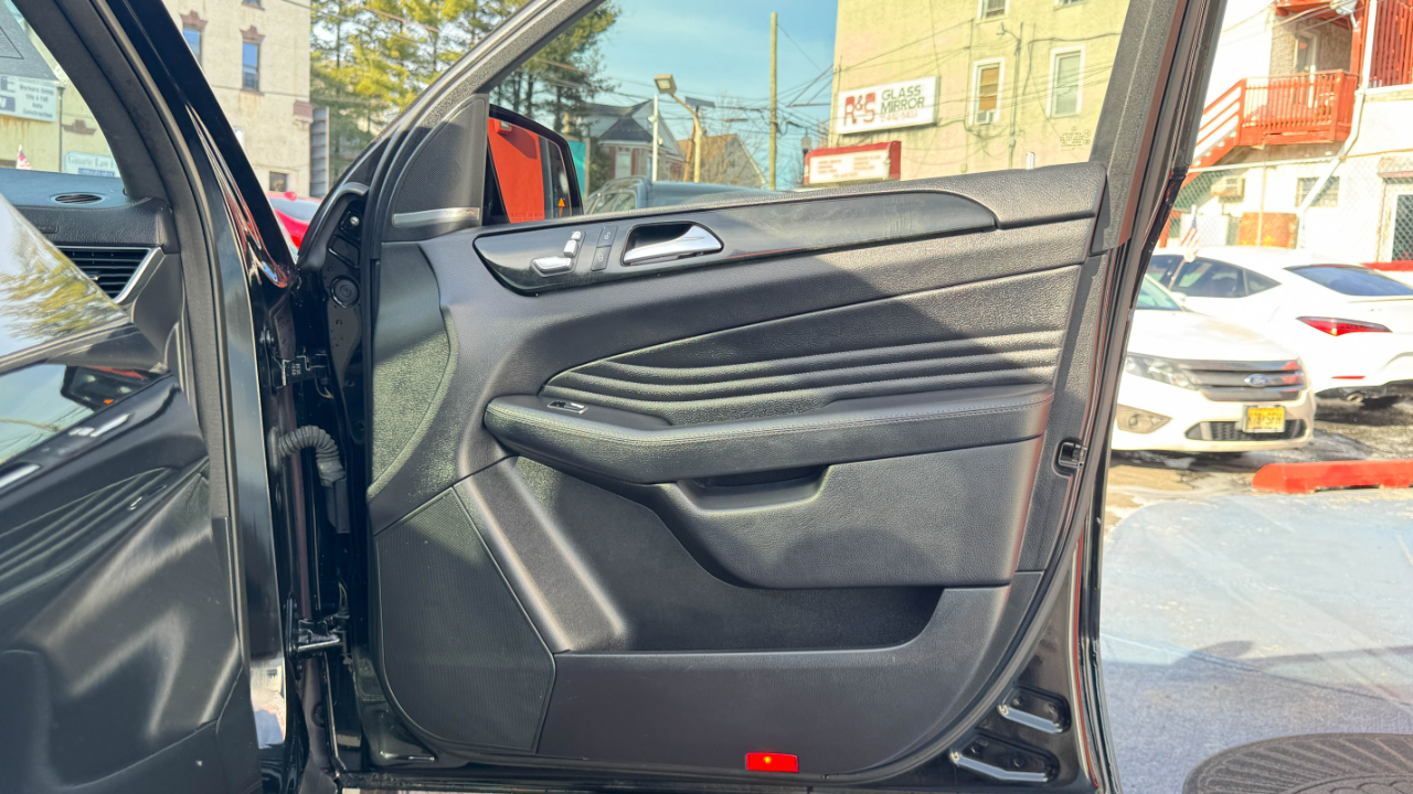 Mercedes-Benz GLE AMG GLE 43 4MATIC Coupe 2017