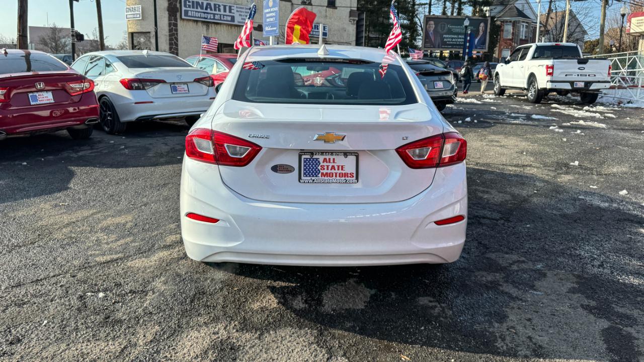 Chevrolet Cruze 4dr Sdn LT 2019