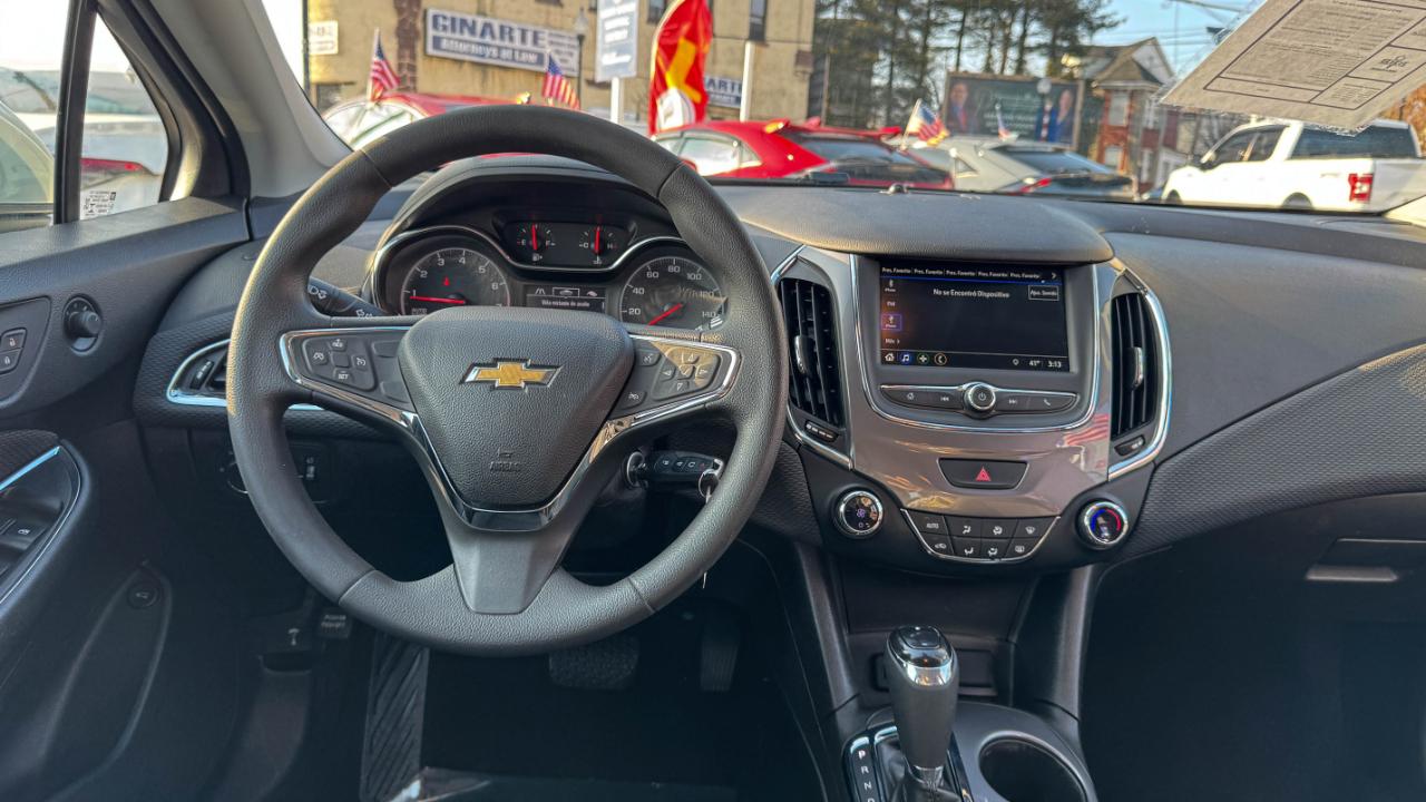 Chevrolet Cruze 4dr Sdn LT 2019