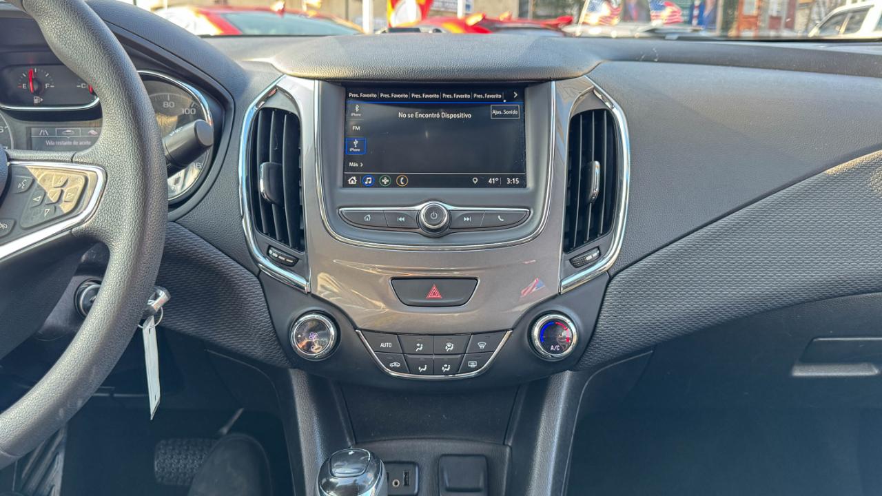 Chevrolet Cruze 4dr Sdn LT 2019