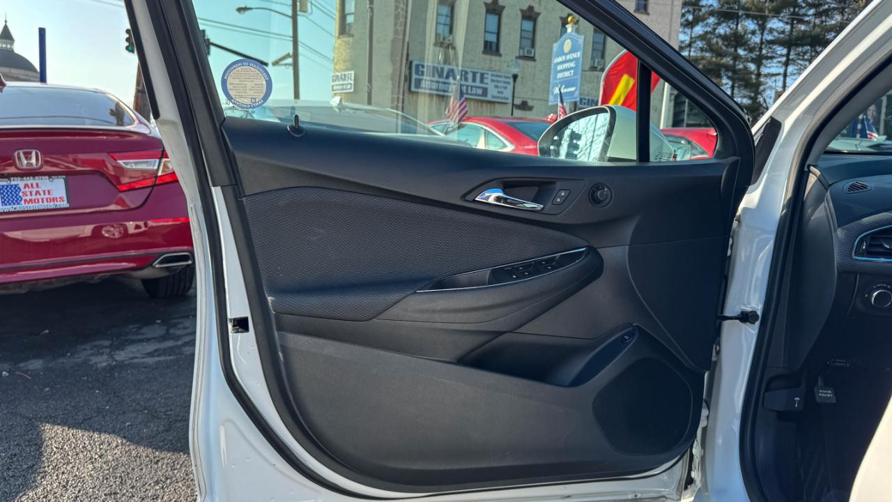 Chevrolet Cruze 4dr Sdn LT 2019