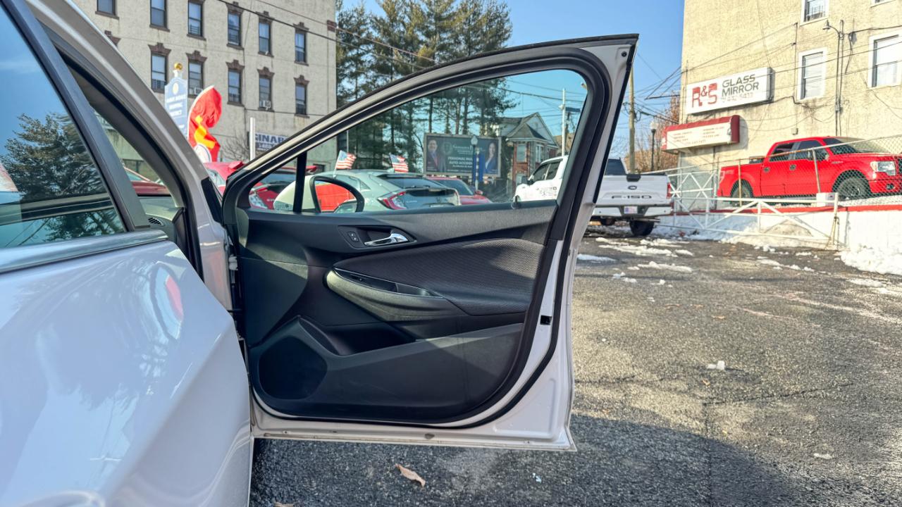 Chevrolet Cruze 4dr Sdn LT 2019