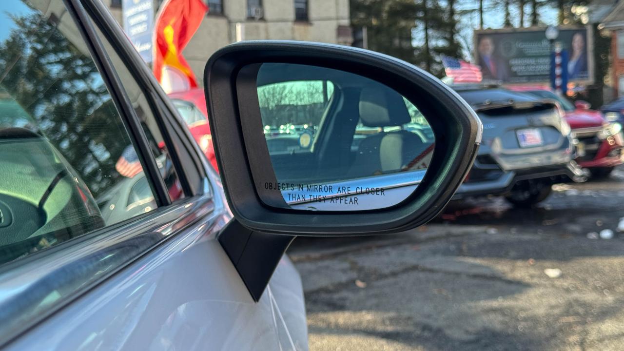 Chevrolet Cruze 4dr Sdn LT 2019