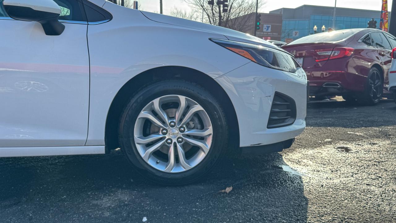 Chevrolet Cruze 4dr Sdn LT 2019