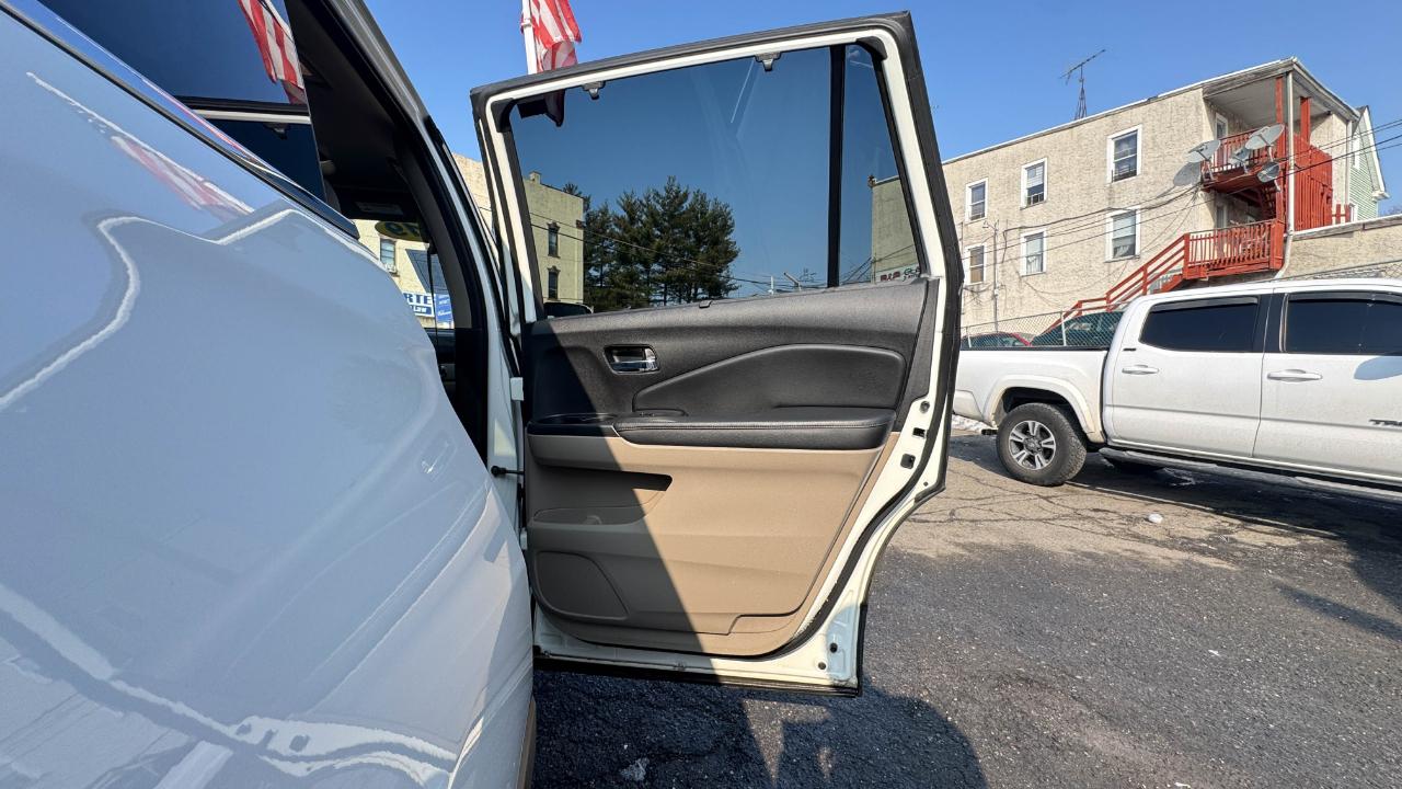 Honda Pilot Elite AWD 2019