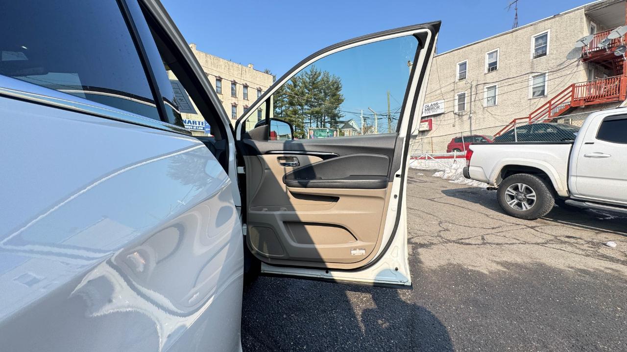 Honda Pilot Elite AWD 2019