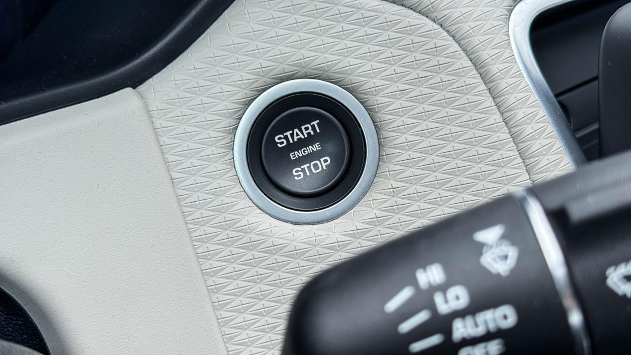 Land Rover Range Rover Velar P250 R-Dynamic SE 2019