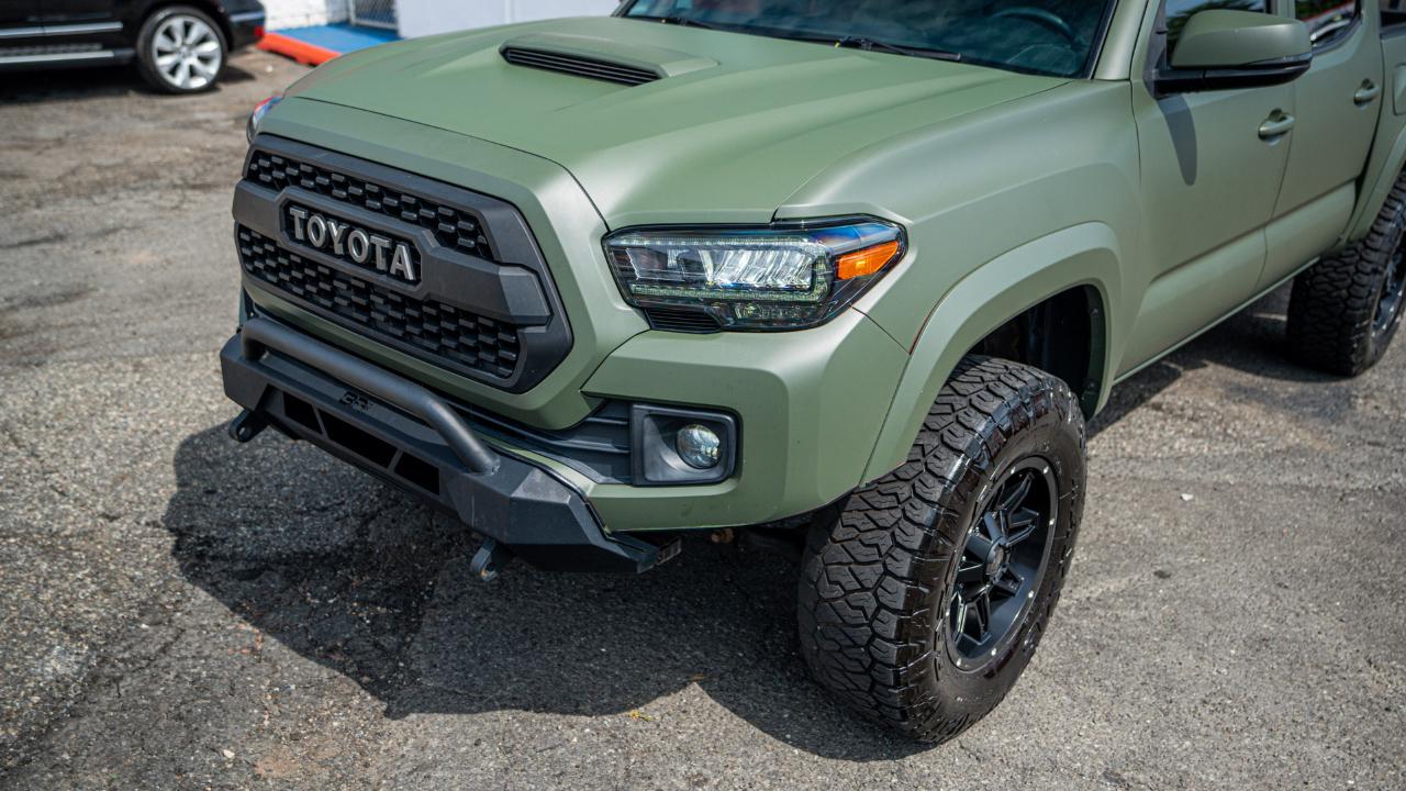 Toyota Tacoma TRD Off Road Double Cab 5' Bed V6 4x4 AT (Natl) 2017