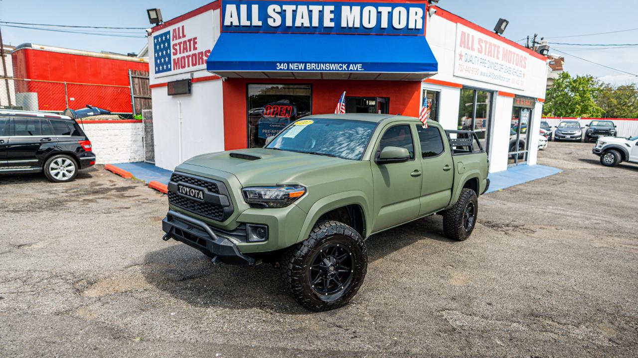 Toyota Tacoma TRD Off Road Double Cab 5' Bed V6 4x4 AT (Natl) 2017
