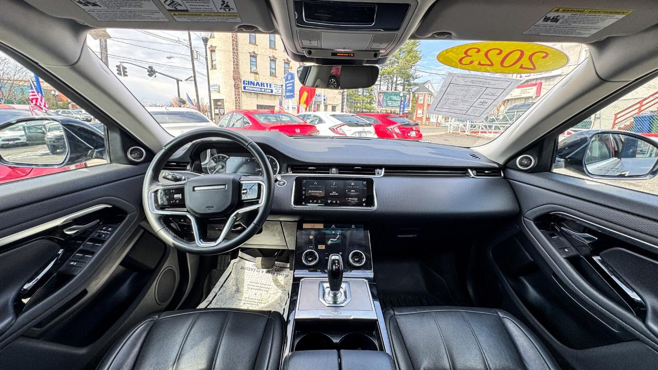 Land Rover Range Rover Evoque S AWD 2023