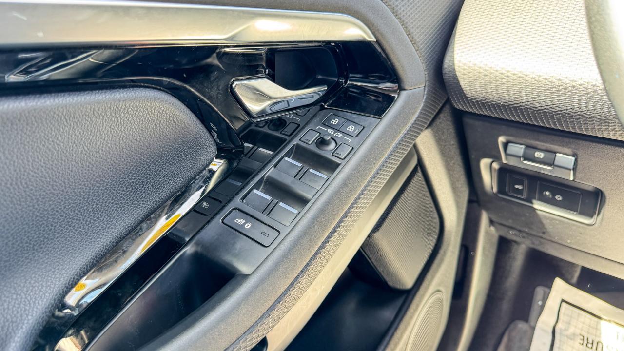 Land Rover Range Rover Evoque S AWD 2023