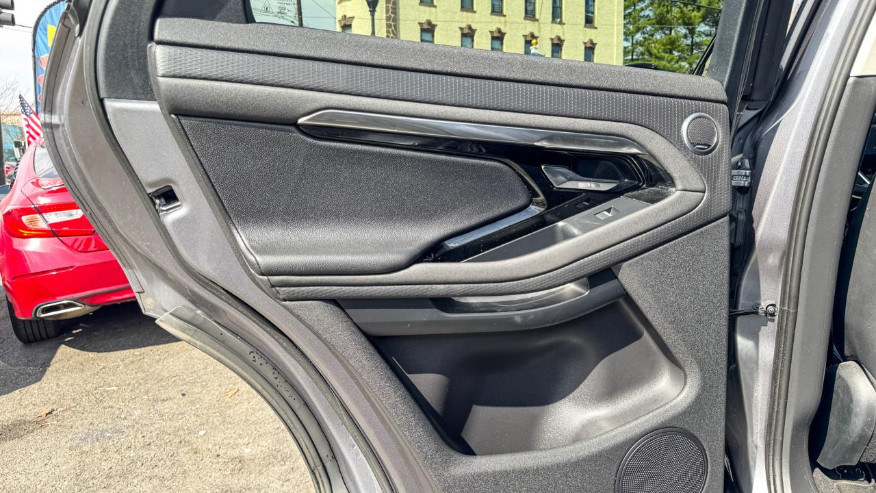 Land Rover Range Rover Evoque S AWD 2023