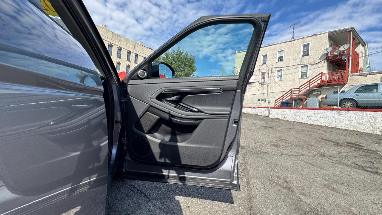 Land Rover Range Rover Evoque S AWD 2023