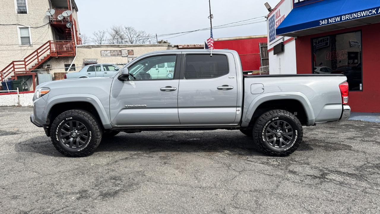 Toyota Tacoma 2WD Double Cab I4 AT SR5 (Natl) 2020