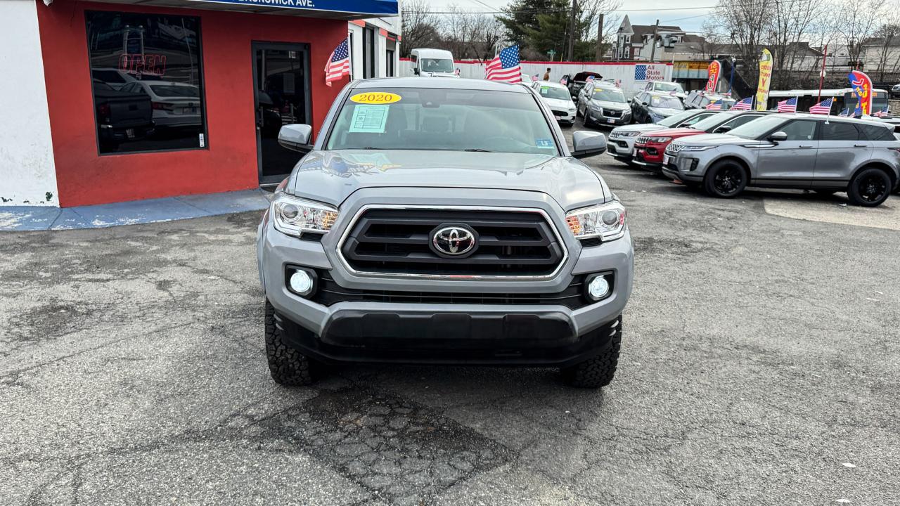 Toyota Tacoma 2WD Double Cab I4 AT SR5 (Natl) 2020