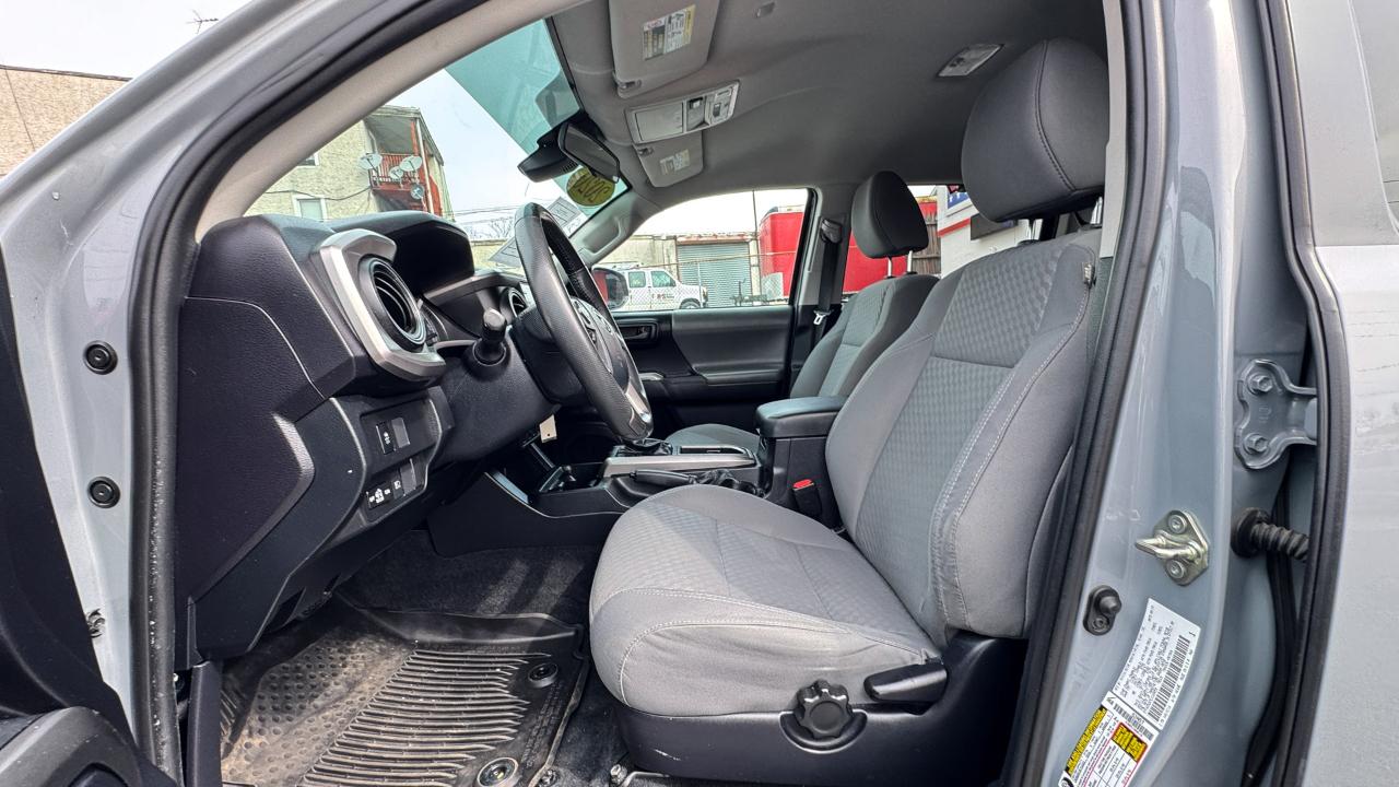 Toyota Tacoma 2WD Double Cab I4 AT SR5 (Natl) 2020