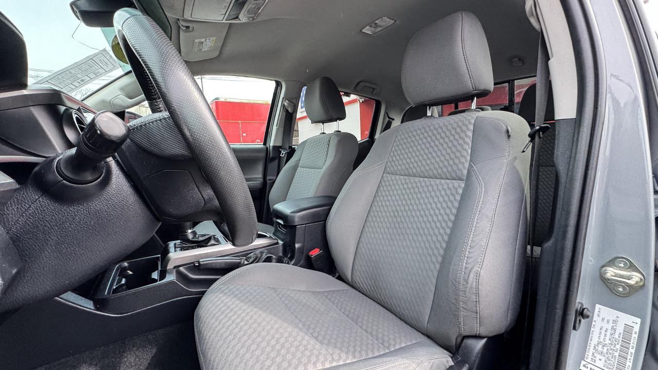 Toyota Tacoma 2WD Double Cab I4 AT SR5 (Natl) 2020