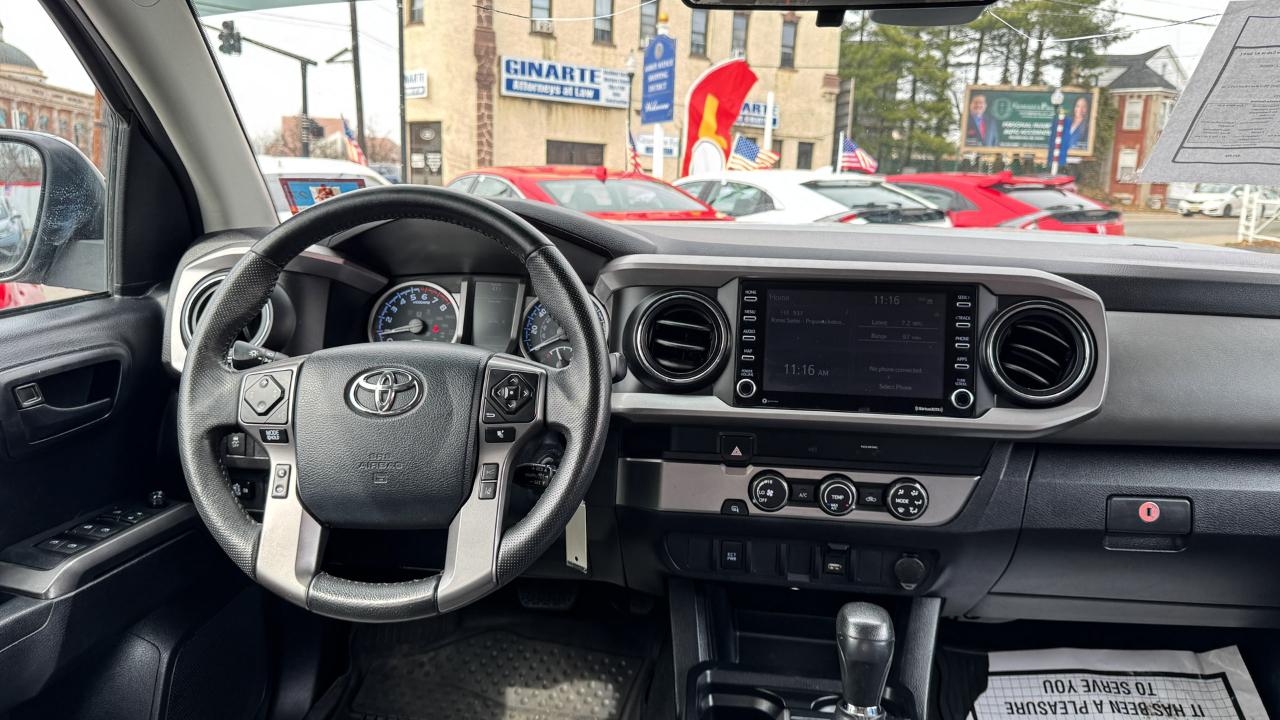 Toyota Tacoma 2WD Double Cab I4 AT SR5 (Natl) 2020