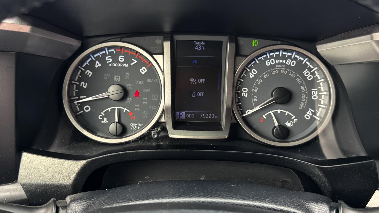 Toyota Tacoma 2WD Double Cab I4 AT SR5 (Natl) 2020