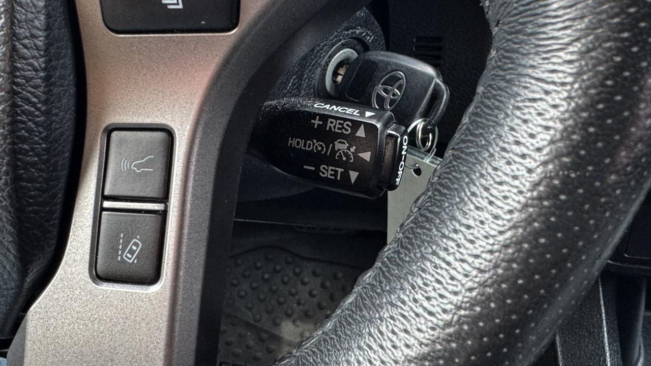 Toyota Tacoma 2WD Double Cab I4 AT SR5 (Natl) 2020