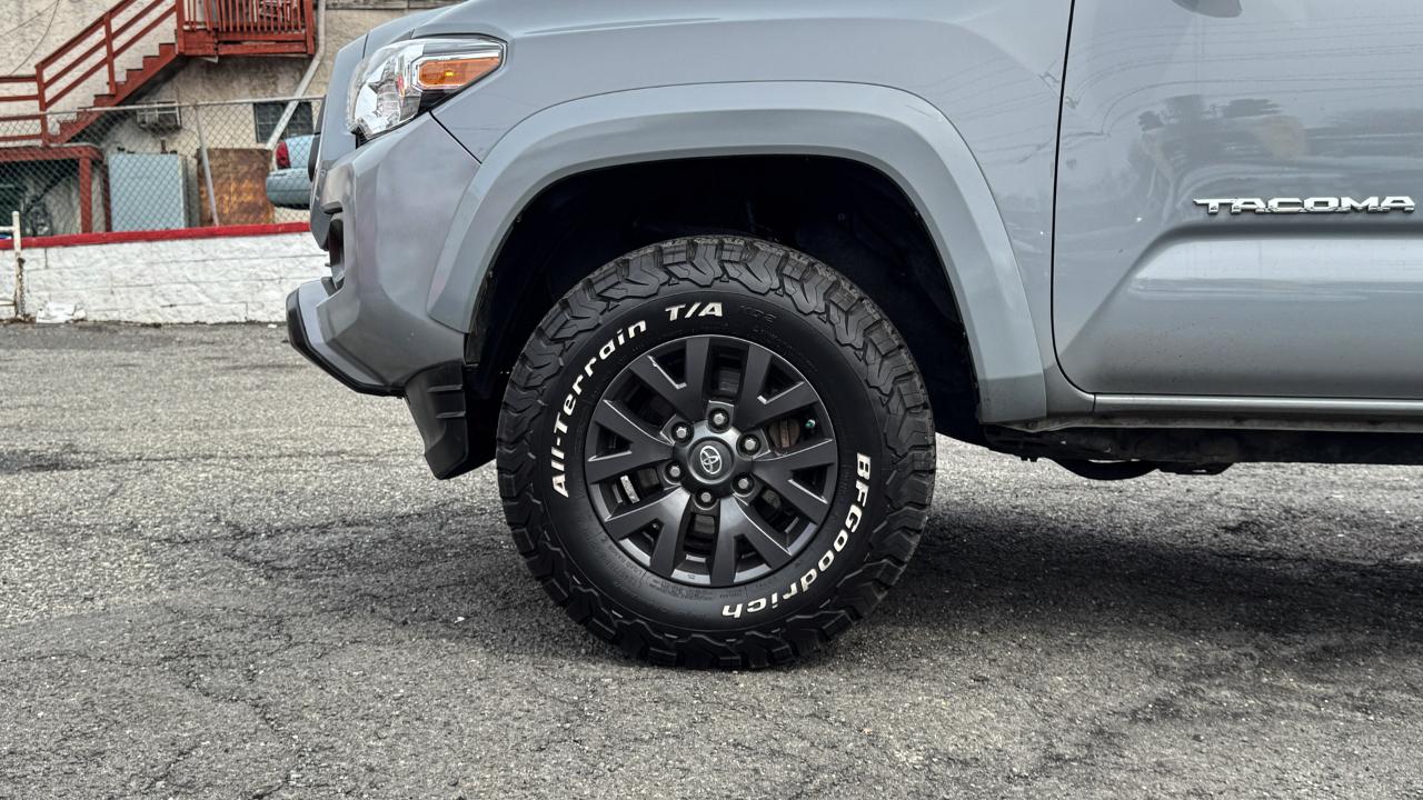 Toyota Tacoma 2WD Double Cab I4 AT SR5 (Natl) 2020