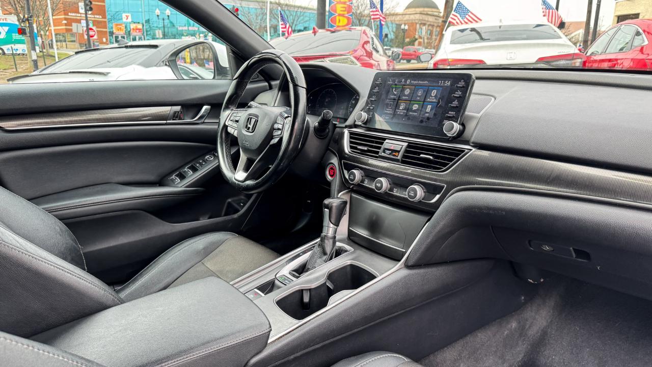 Honda Accord Sedan Sport 1.5T CVT 2019