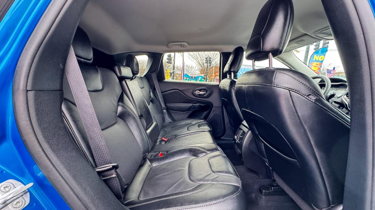 Jeep Cherokee Altitude Lux 4x4 2023