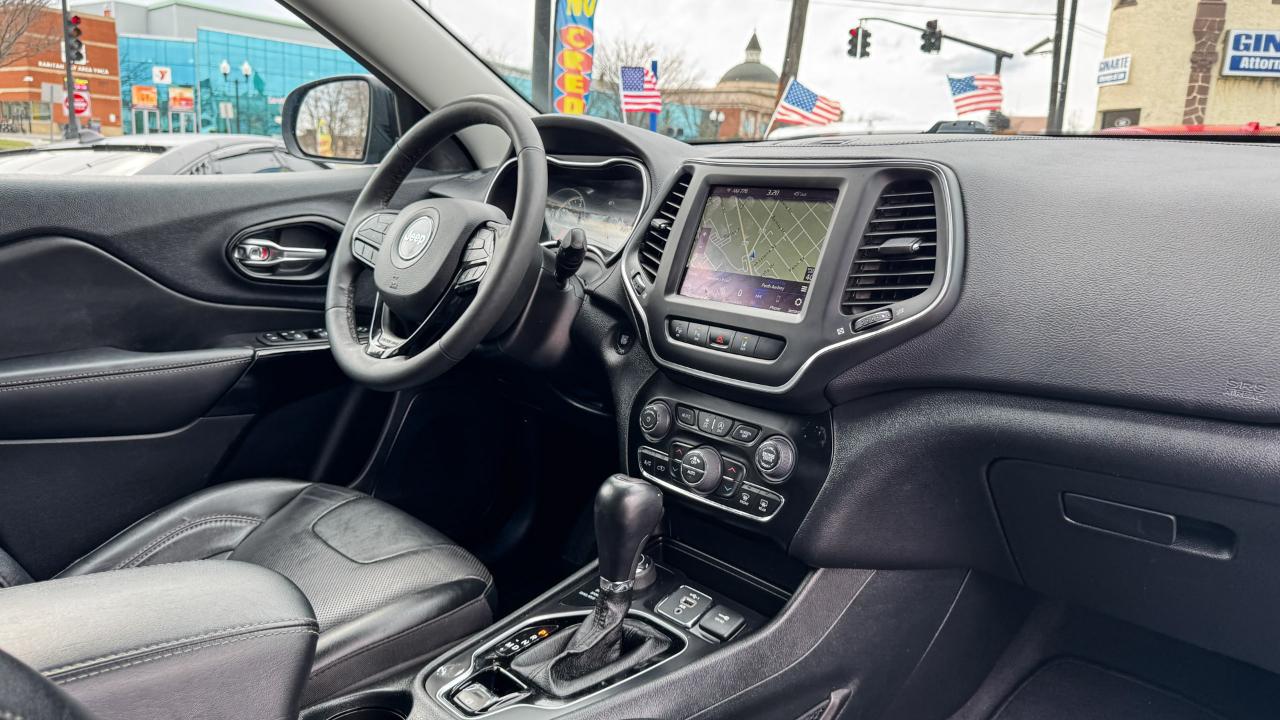 Jeep Cherokee Altitude Lux 4x4 2023