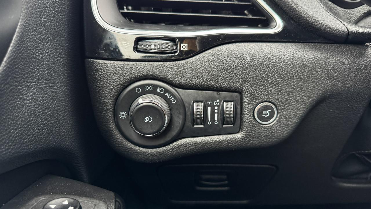 Jeep Cherokee Altitude Lux 4x4 2023