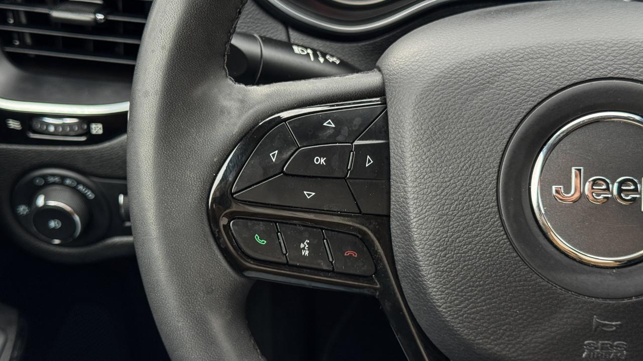 Jeep Cherokee Altitude Lux 4x4 2023