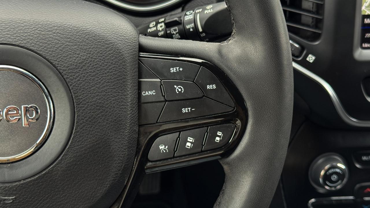 Jeep Cherokee Altitude Lux 4x4 2023