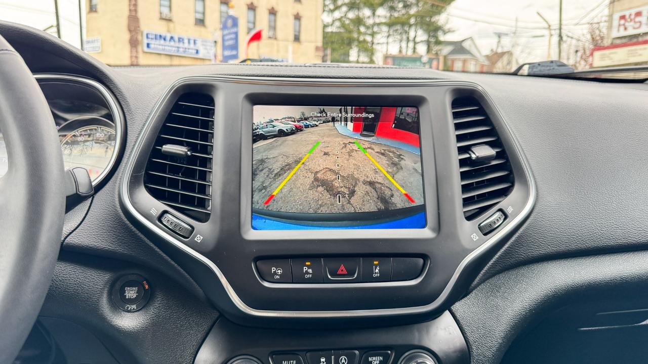 Jeep Cherokee Altitude Lux 4x4 2023