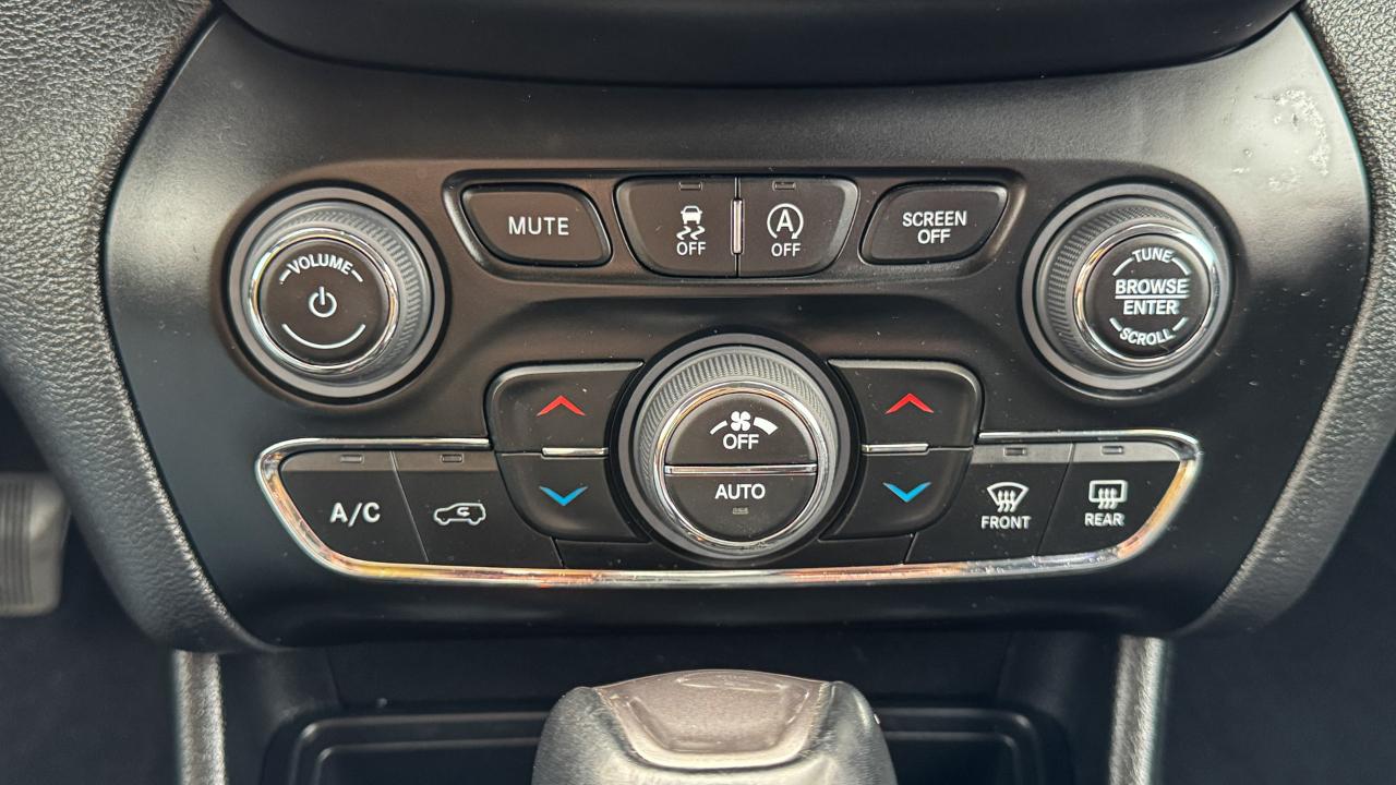 Jeep Cherokee Altitude Lux 4x4 2023