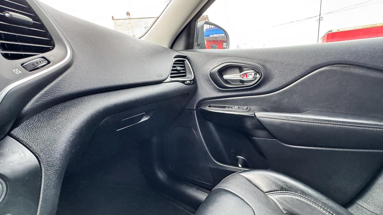 Jeep Cherokee Altitude Lux 4x4 2023