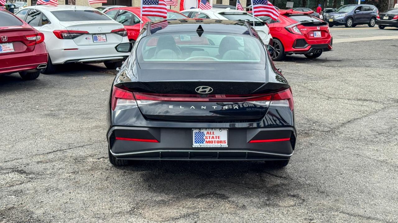 Hyundai Elantra SEL IVT 2024