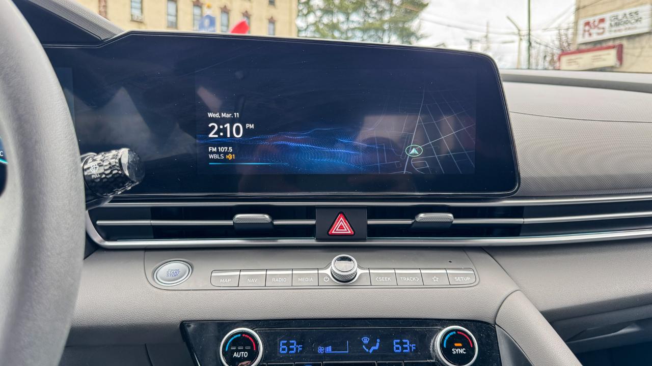 Hyundai Elantra SEL IVT 2024