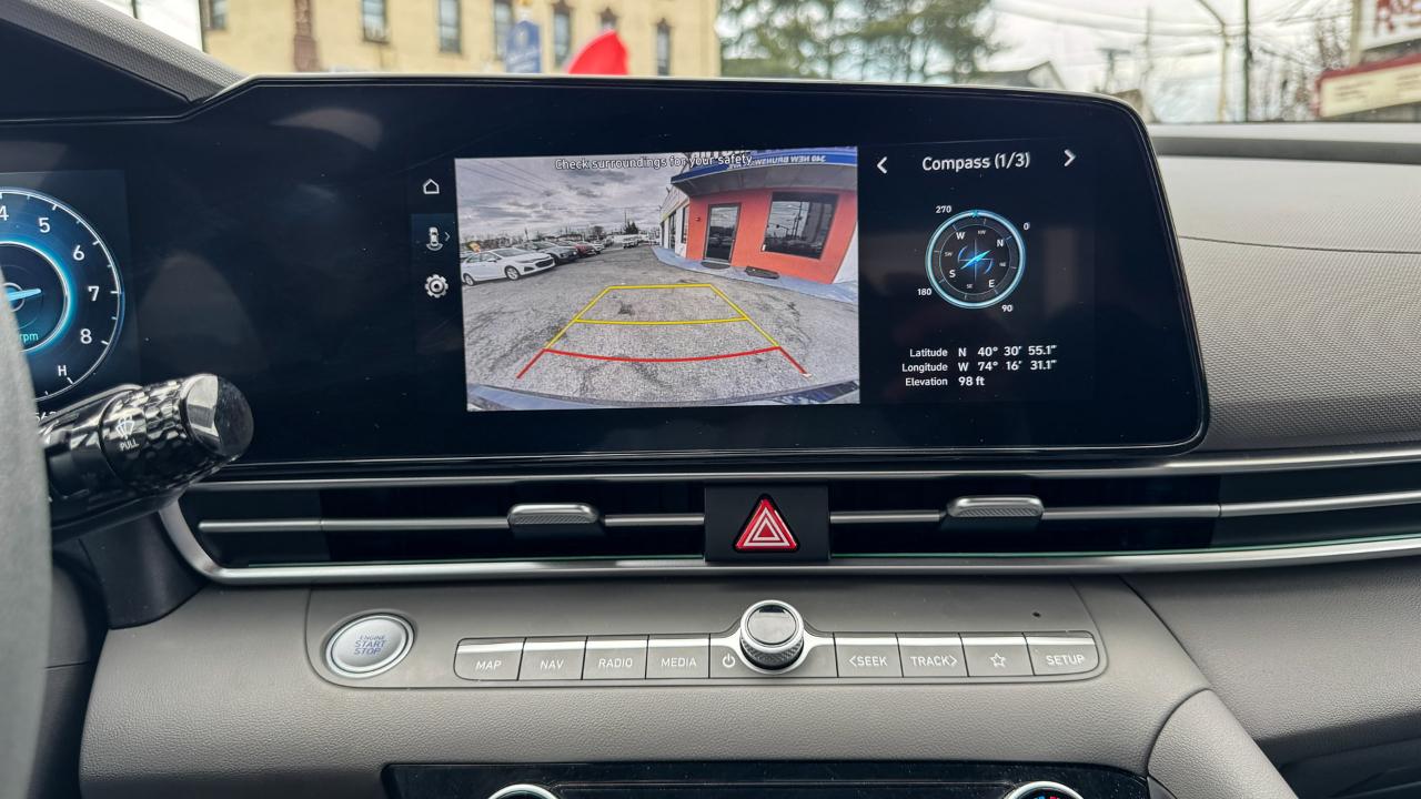 Hyundai Elantra SEL IVT 2024