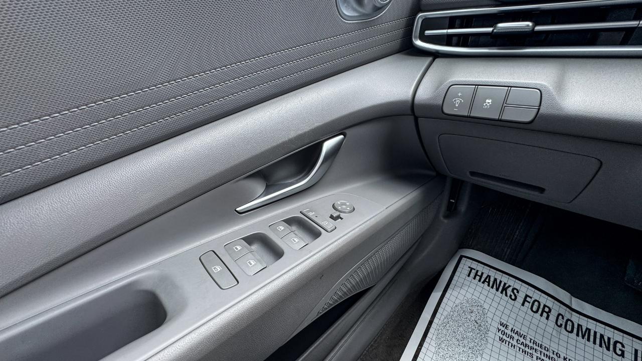 Hyundai Elantra SEL IVT 2024